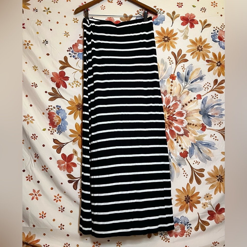 Lou & Grey S Black White Maxi Pull On A Line Striped Weekend Casual Skirt Spring